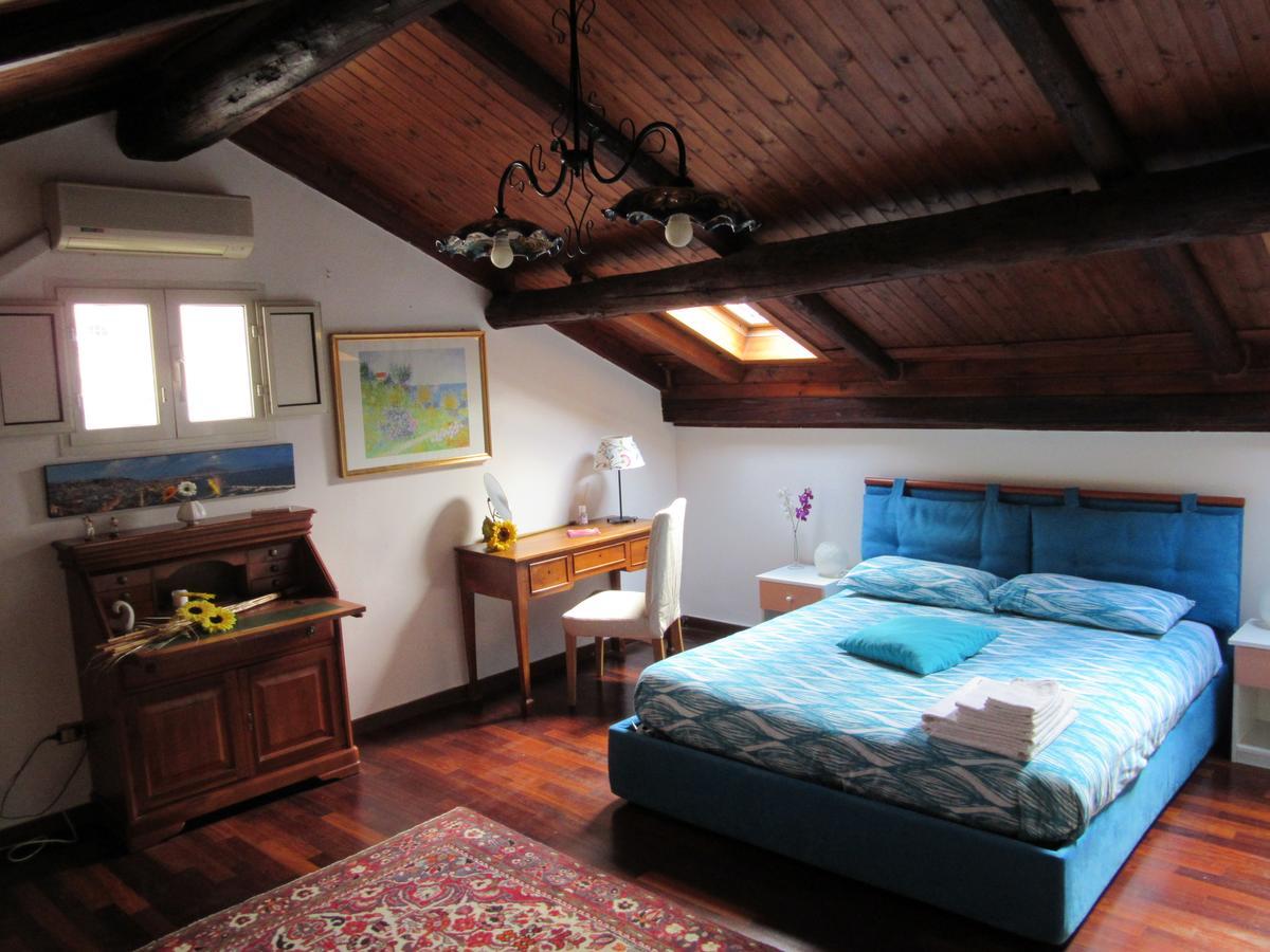 Ferienwohnung Il Cielo Di Dante Neapel Exterior foto