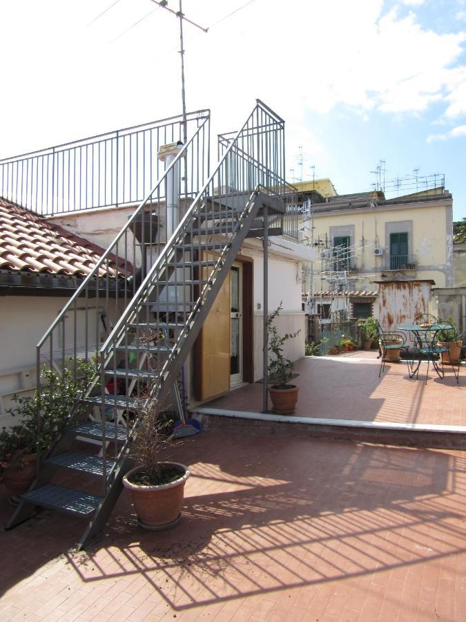 Ferienwohnung Il Cielo Di Dante Neapel Zimmer foto